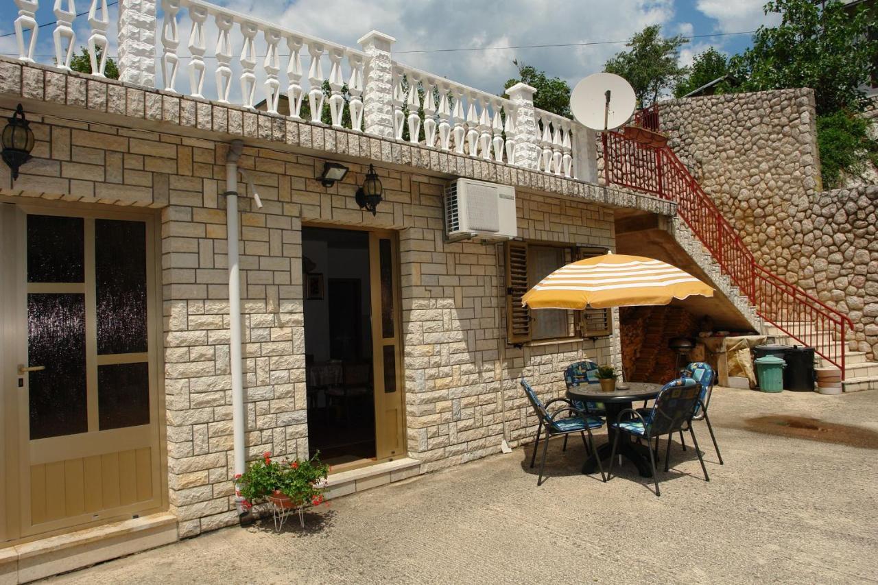 Apartments Nikolina نوفي فينودولسكي المظهر الخارجي الصورة