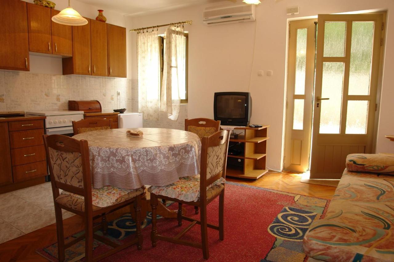 Apartments Nikolina نوفي فينودولسكي المظهر الخارجي الصورة